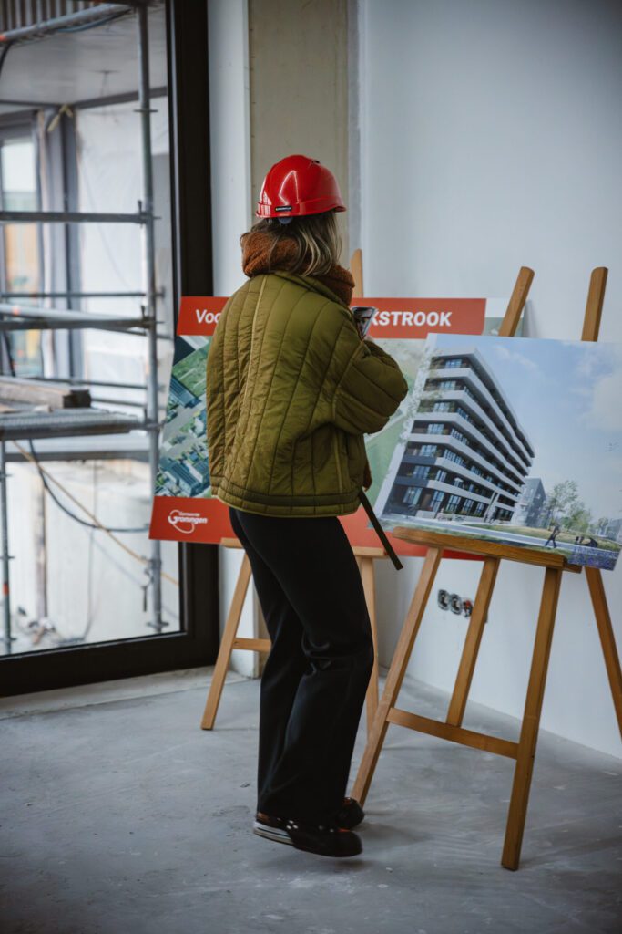 Nijestee-Onthulling-Naam-Tonkensstraat-54-of-75-scaled