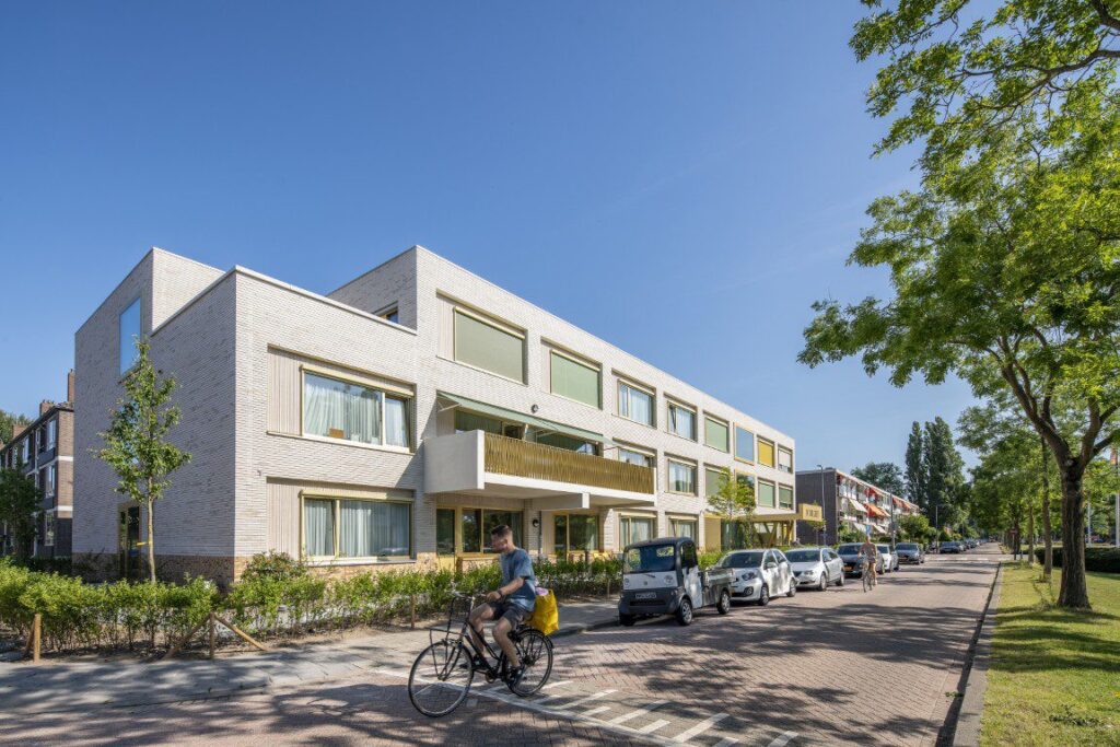 2023-06-Rotterdam-Bartvanvlijmen_BVV8456-Middel