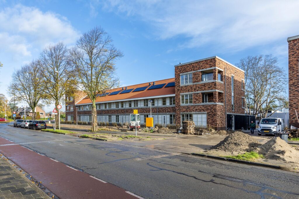 aangezicht-vanaf-straat-scaled-1